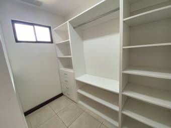 MLS-24-365 VENTA CASA SAN FRANCISCO HEREDIA MLS-24-365 VENTA CASA SAN FRANCISCO HEREDIA