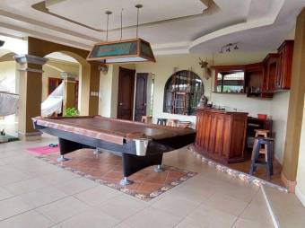 MLS-23-826 VENTA CASA SAN ISIDRO HEREDIA MLS-23-826 VENTA CASA SAN ISIDRO HEREDIA