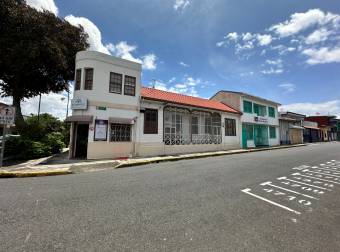 EDIFICIO DE 14 APARTAMENTOS Y RESTAURANTE OPORTUNIDAD DE INVERSIÓN EN BARRIO LUJAN. 