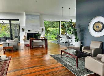 Incredible 6460-ft2 House With Spectacular Views, San Antonio de Escazu