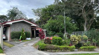 Venta de 2 Casas en Garita, Alajuela. RAH 24-954