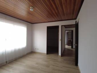 Venta de Casa en Santo Domingo, Heredia. RAH 23-752