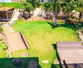 Casa a la venta en Guayabos de Curridabat, San José.