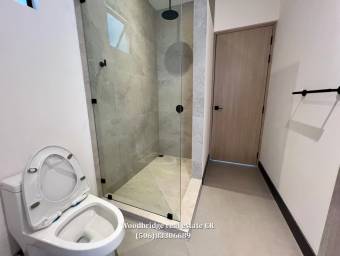 Venta de casa nueva Santa Ana /cerca de Escazu