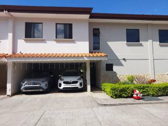 Venta de Casa en Pozos, Santa Ana. RAH 24-949