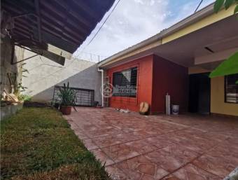 Se vende casa con apartamento en Moravia San José 