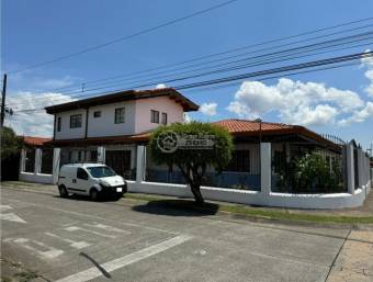 Casa con apartamento en Santo Domingo, Heredia, Residencial Quizarco 