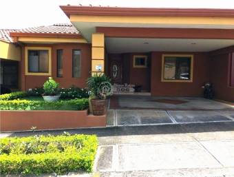 Se vende casa una planta Condominio Hacienda Las Flores San Joaquín Heredia