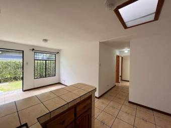 Venta de Hermosa Casa  Apartamento en Goicoechea, San José. RAH 24-1516