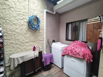 Venta de Casa en Calle Blancos, San José. RAH 25-108