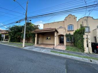 Oportunidad  Casa en Condominio - San Francisco de Heredia - Oxígeno 