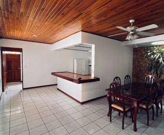 House for sale in Cariari, Heredia.