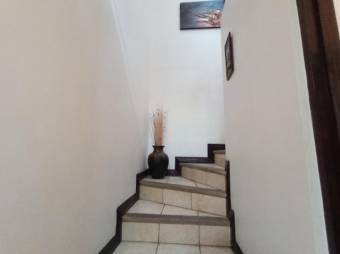 Venta de Casa en Desamparados, San José. RAH 25-127