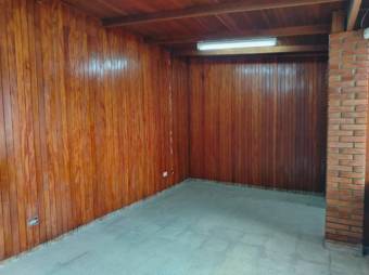 Venta de Casa Comercial en Catedral, San José. RAH 25-130