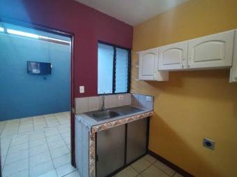 Venta de Casa en El Coyol, Alajuela. RAH 24-1147