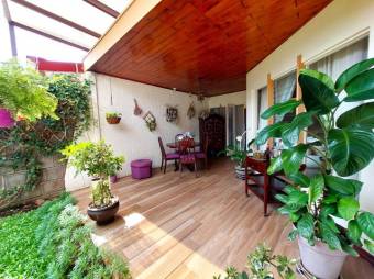 Venta de Casa en Rohrmoser, San José. RAH 25-139