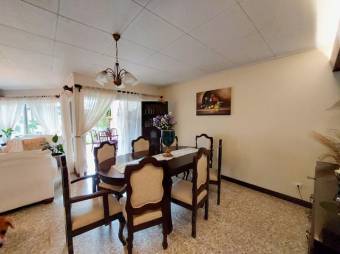 Venta de Casa en Rohrmoser, San José. RAH 25-139