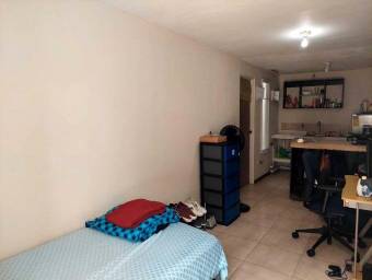 Alquiler de Apartamento Tipo Estudio en Pozos, Santa Ana. RAH 25-102