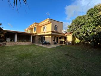 Venta de Casa en San Francisco, Heredia. RAH 25-168