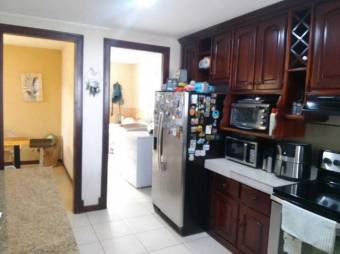 Venta de 2 Casas en Barva, Heredia. RAH 25-163