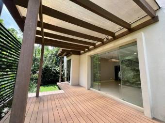 Se vende moderna casa en condominio de Curridabat en San José 25-117