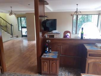 Venta de Casa en Desamparados, Alajuela. RAH 25-189