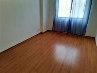 Se alquila moderno apartamento en condominio de Santa Ana Centro 24-1856