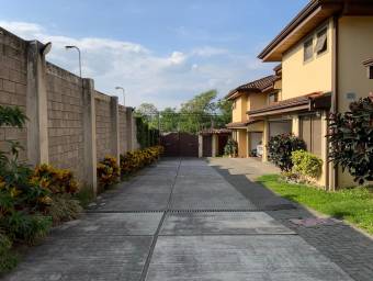 Venta de Lote en Santa Ana, San José. RAH 24-1010