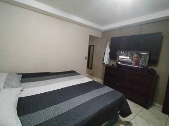 Se vende espaciosa casa en San Francisco Heredia A25-152