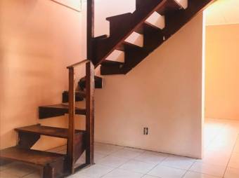 Se vende propiedad con amplio terreno en San Pedro Heredia A24-1253