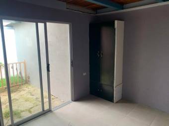 Venta de Casa  2 APTOS en El Guarco, Cartago. RAH 24-1270