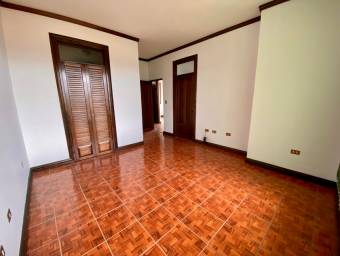 Venta de Casa en Escazú, San José. RAH 23-1764