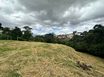 VENTA DE TERRENO, GRANADILLA, PLANOS APROBADOS CONSTR.