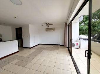 Se alquila moderno apartamento en condominio de Santa Ana Centro 24-1856