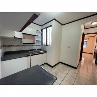 VENTA DE APARTAMENTO EN CONDOMINIO, SAN JOSE, YOSES SUR.