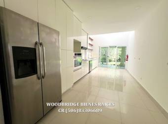 Casa en venta CR Parque Valle Del Sol /Santa Ana $790.000 Casa en venta CR Parque Valle Del Sol /Santa Ana $790.000