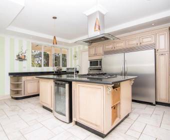 Luxury mansion for sale located in Quintas Tierra y Cañas in Las Vueltas de La Guácima, Alajuela.