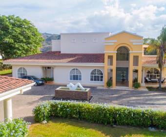 Luxury mansion for sale located in Quintas Tierra y Cañas in Las Vueltas de La Guácima, Alajuela.