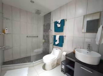 Se vende moderna casa de 2 plantas con terraza en Alajuela 26-142 Se vende moderna casa de 2 plantas con terraza en Alajuela 26-142