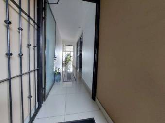 Se vende moderna casa de 2 plantas con terraza en Alajuela 26-142 Se vende moderna casa de 2 plantas con terraza en Alajuela 26-142