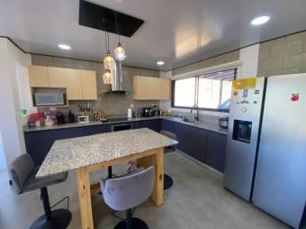 Se vende moderna casa en condominio de Turrucares Alajuela 25-211 Se vende moderna casa en condominio de Turrucares Alajuela 25-211