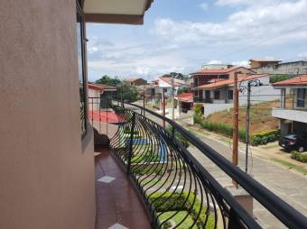 Se vende espaciosa casa de 2 plantas en condominio de Alajuela 23-1320 Se vende espaciosa casa de 2 plantas en condominio de Alajuela 23-1320