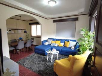 Se vende espaciosa casa con patio en Alajuela Centro 23-1444 Se vende espaciosa casa con patio en Alajuela Centro 23-1444