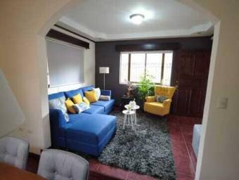 Se vende espaciosa casa con patio en Alajuela Centro 23-1444 Se vende espaciosa casa con patio en Alajuela Centro 23-1444