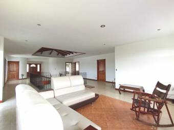 Se vende casa de lujo con amplio lote en Tarbaca de San José 25-1854 Se vende casa de lujo con amplio lote en Tarbaca de San José 25-1854