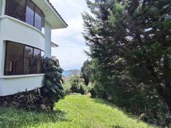 Se vende casa de lujo con amplio lote en Tarbaca de San José 25-1854 Se vende casa de lujo con amplio lote en Tarbaca de San José 25-1854