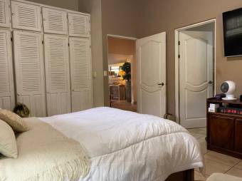 Se vende espaciosa casa con patio y piscina en Atenas Alajuela 25-1457 Se vende espaciosa casa con patio y piscina en Atenas Alajuela 25-1457