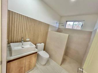 Se vende moderna casa con patio en Santa Eulalia de Atenas 25-1796 Se vende moderna casa con patio en Santa Eulalia de Atenas 25-1796