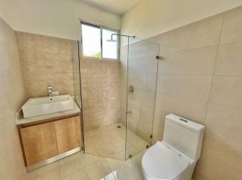 Se vende moderna casa con patio en Santa Eulalia de Atenas 25-1796 Se vende moderna casa con patio en Santa Eulalia de Atenas 25-1796