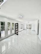 Se vende moderna casa de 2 plantas en Atenas de Alajuela 25-1821